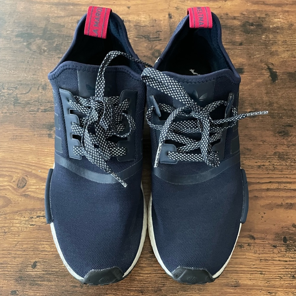 Adidas NMD R1 navy blue